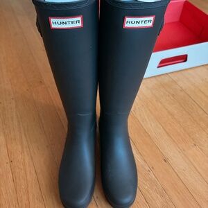 Hunter boots refined tall black 6